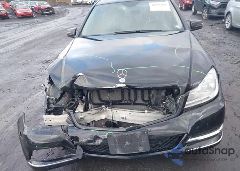 2013 Mercedes-Benz C 300 Luxury 4Matic from USA, damaged, VIN WDDGF8AB5DA832385